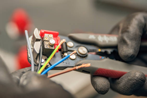 Best Affordable Emergency Electrician  in Thornton, IL